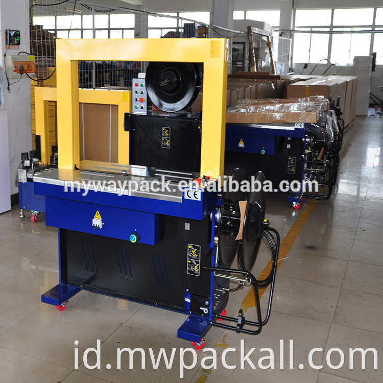 Pabrikan Cina menyediakan mesin pengikat karton baler listrik otomatis untuk sabuk PP